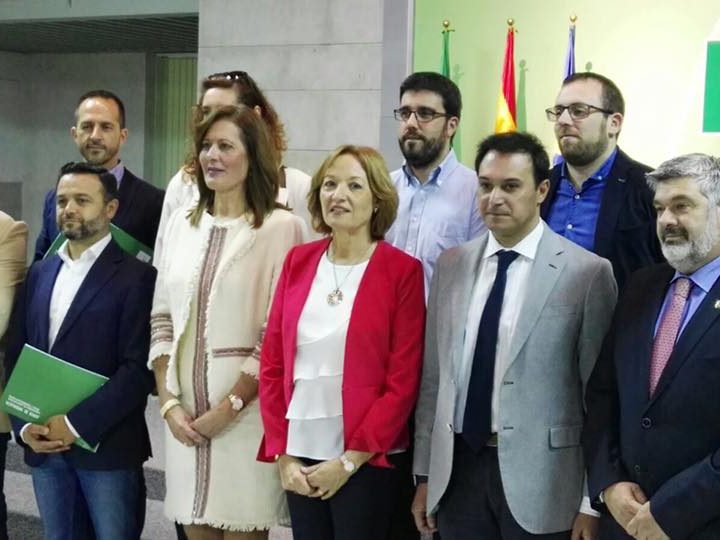 FIRMADO EL CONVENIO CON LA CONSEJERIA DE AGRICULTURA, PESCA Y DESARROLLO RURAL